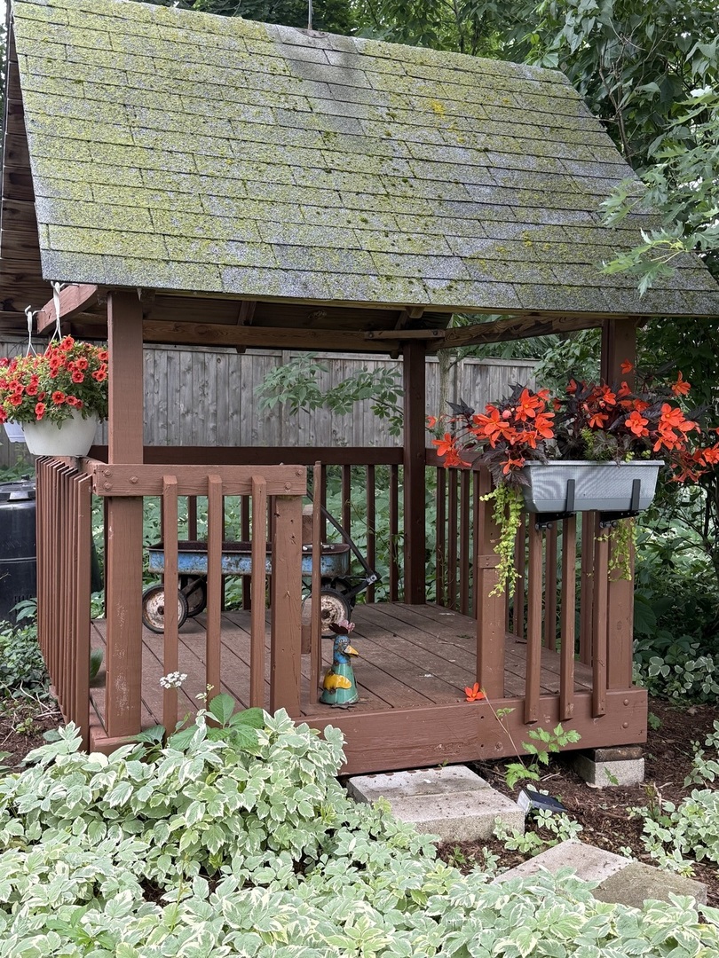 739 Meadow Lane Barrington, IL 60010 - Photo 33 of 40