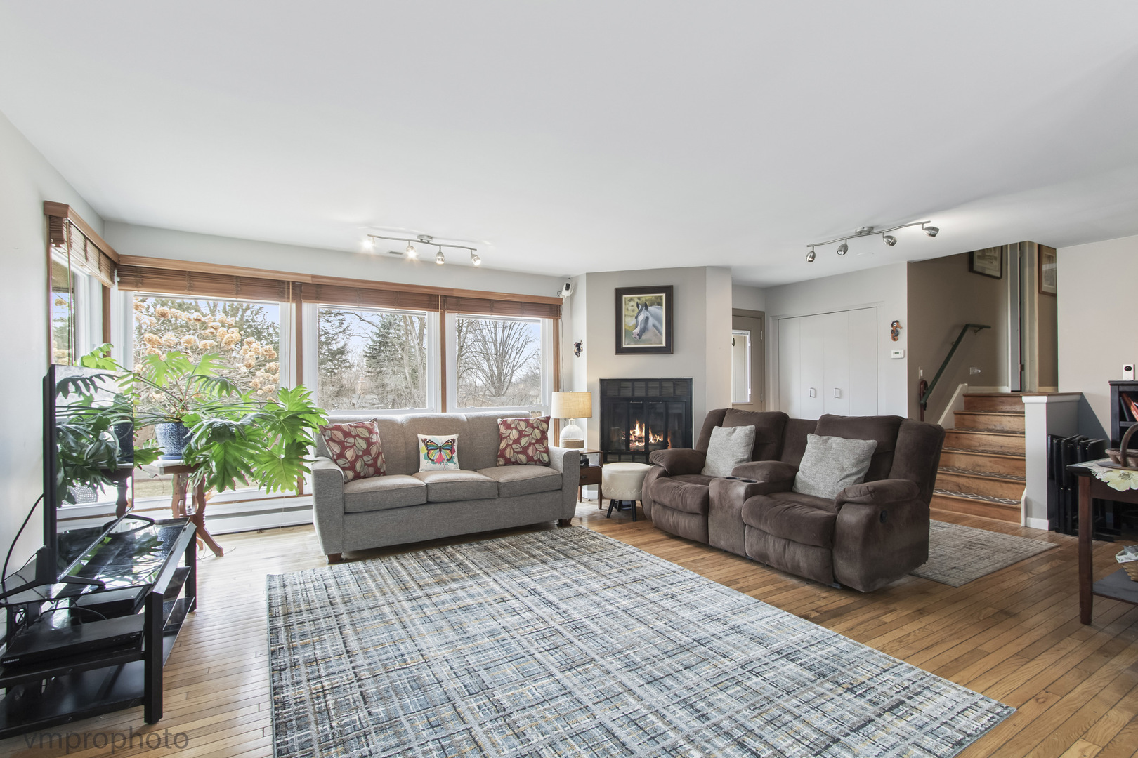 739 Meadow Lane Barrington, IL 60010 - Photo 4 of 40