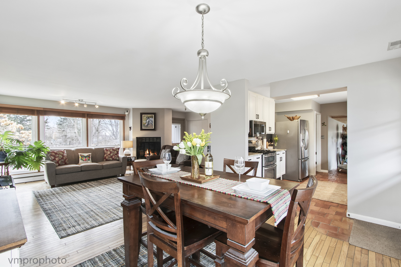 739 Meadow Lane Barrington, IL 60010 - Photo 6 of 40