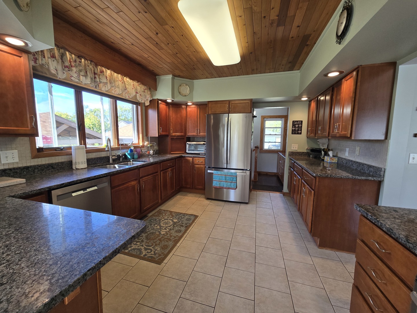 24758 South Tryon Street Channahon, IL 60410 - Photo 13 of 50 Gallery Image 13