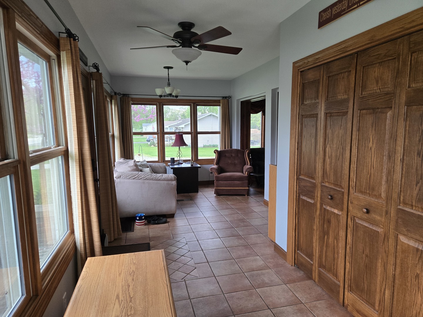 24758 South Tryon Street Channahon, IL 60410 - Photo 5 of 50 Gallery Image 5