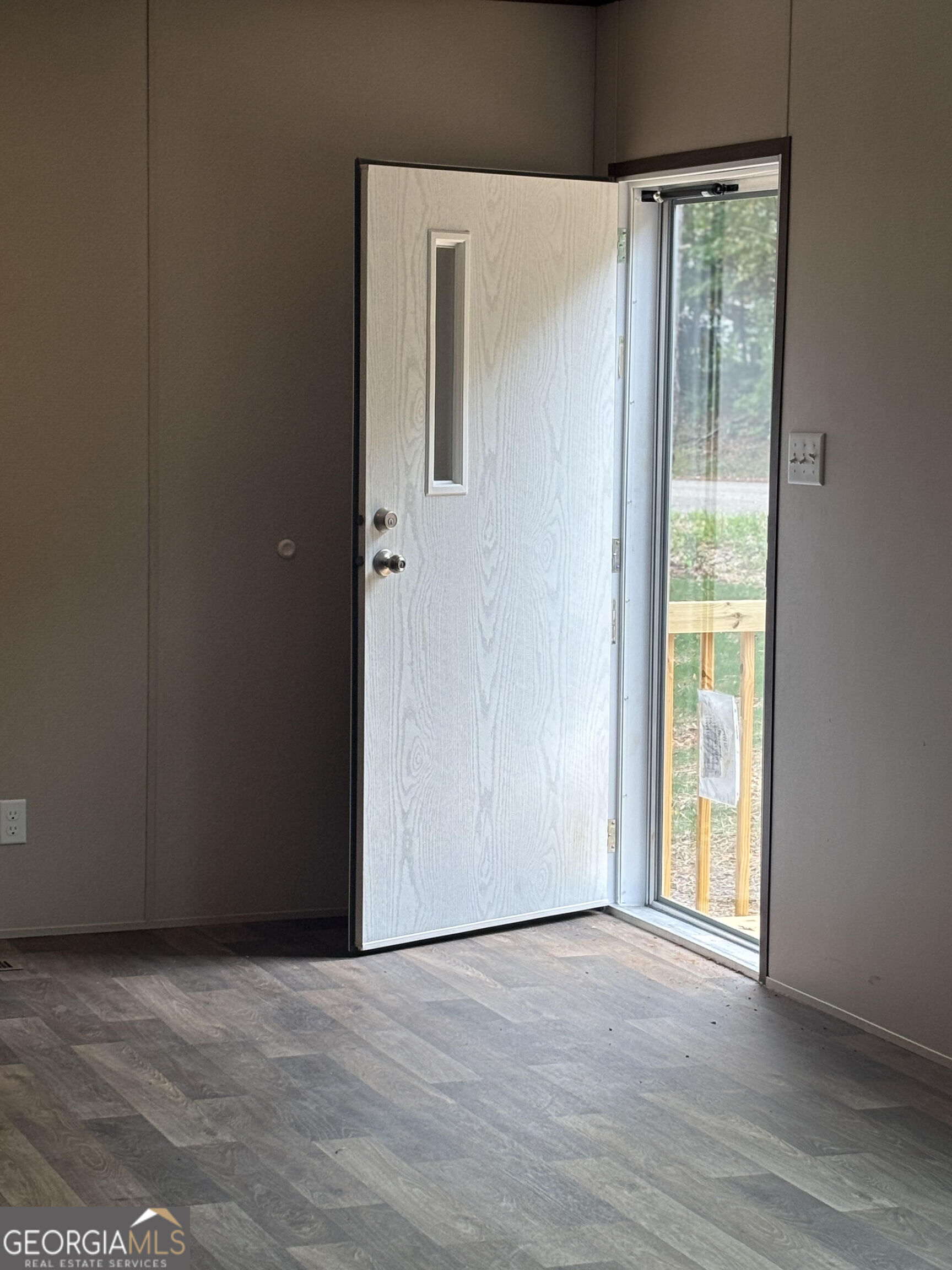 137 Mill Run Comer, GA 30629 - Photo 2 of 32 Gallery Image 2