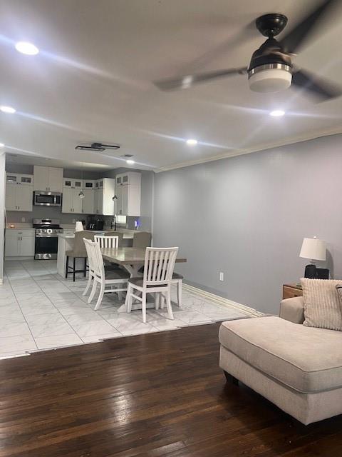 4207 Aztec Drive Dallas, TX 75216 - Photo 5 of 28 a living room with furniture and wooden floor