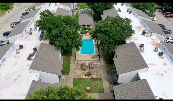 $4,800,000 | 2000 Kazmeier Plaza, Bryan, TX 77802