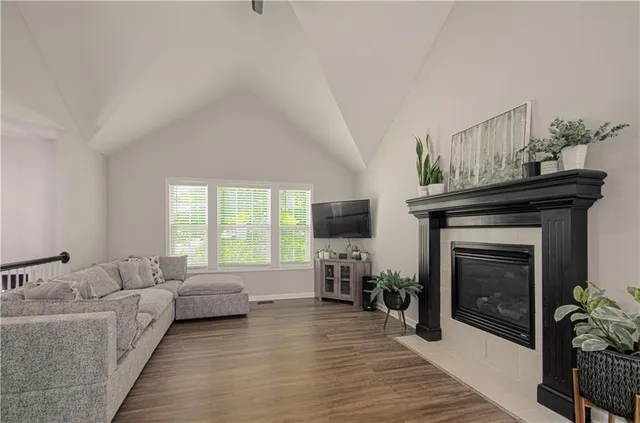 $330,000 | 18505 East Bundschu Place, Independence, MO 64056