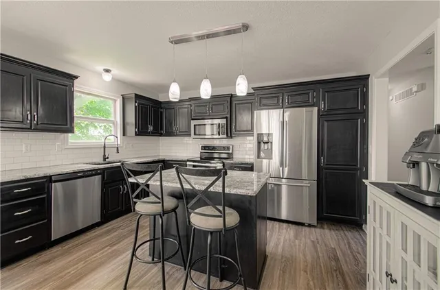 $330,000 | 18505 East Bundschu Place, Independence, MO 64056