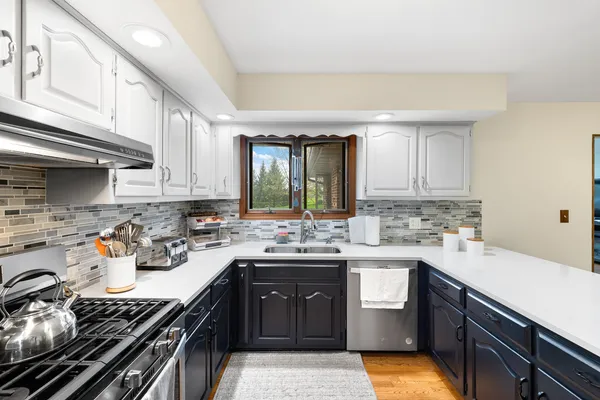 $459,999 | 301 Lila's Court, New Lenox, IL 60451