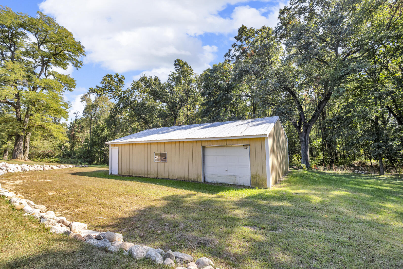 8325 Folks Road Hanover, MI 49241 - Photo 4 of 54 44-print-0N0A0714