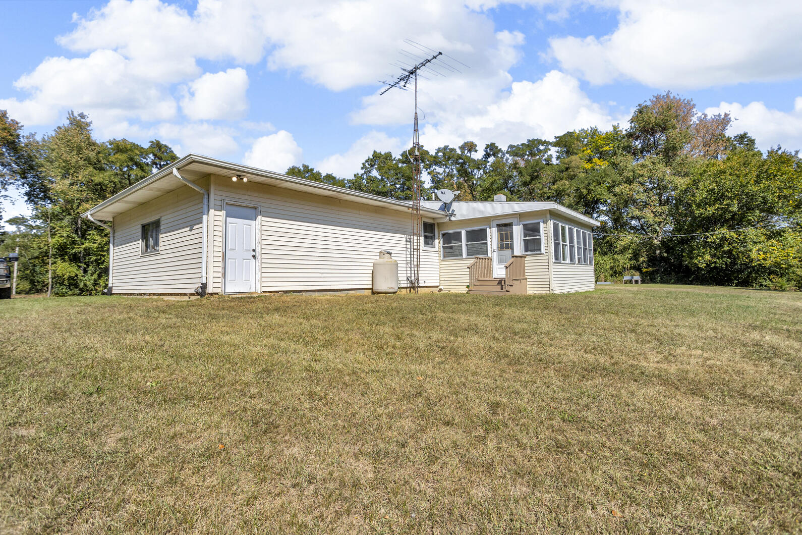 8325 Folks Road Hanover, MI 49241 - Photo 45 of 54 46-print-0N0A0715