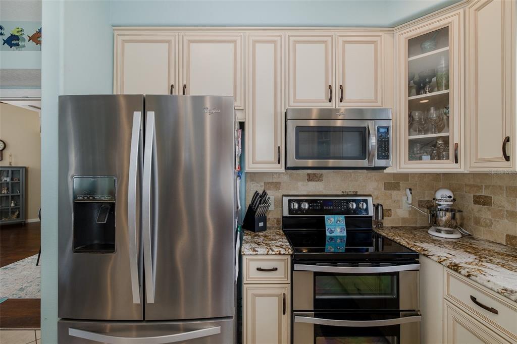 4335 Sanddollar Court New Port Richey, FL 34652 - Photo 10 of 83