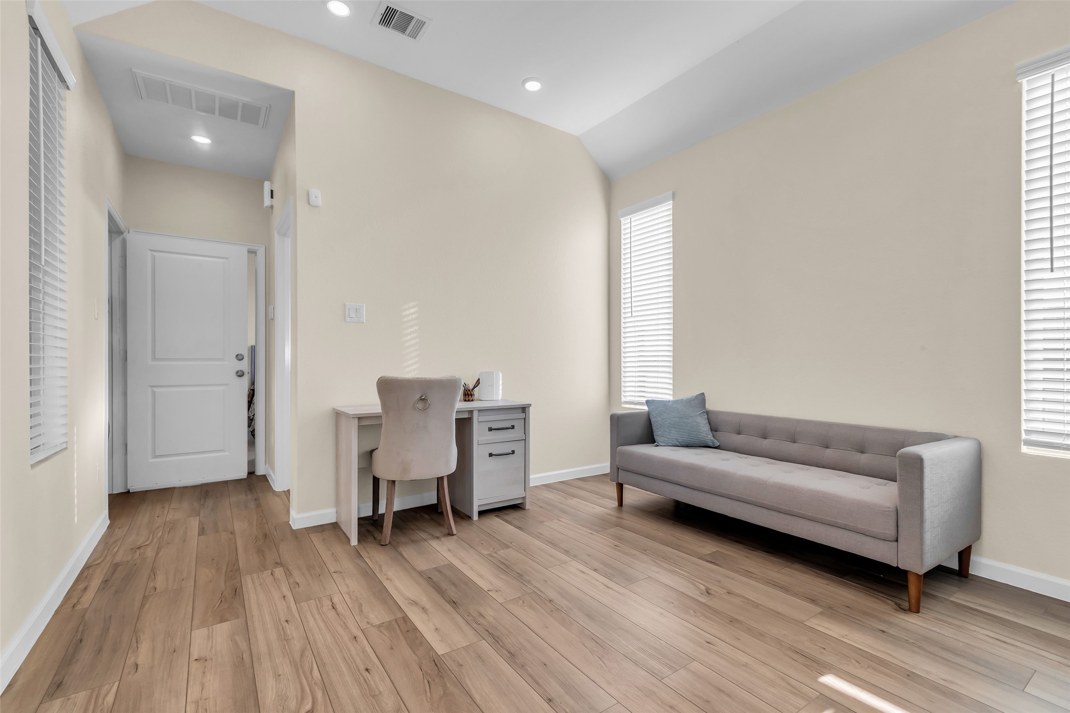 9502 Marble Park Lane Baytown, TX 77521 - Photo 6 of 40 a living room with furniture and a wooden floor