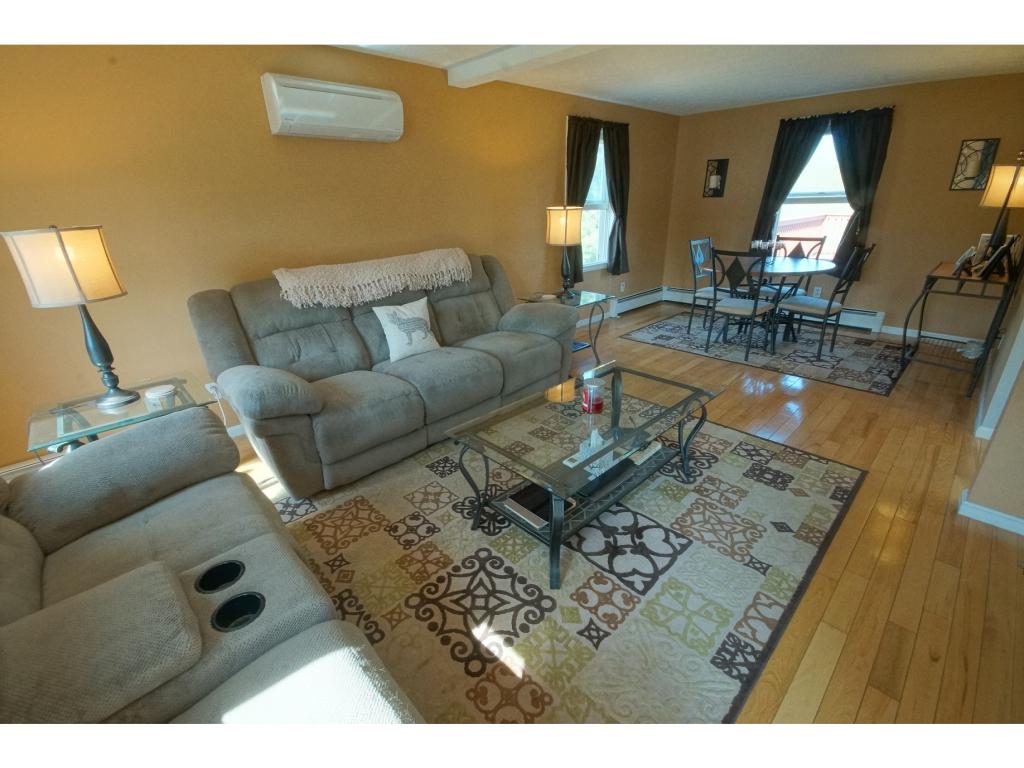 486 Mammoth Road Pelham, NH 03076 - Photo 17 of 27