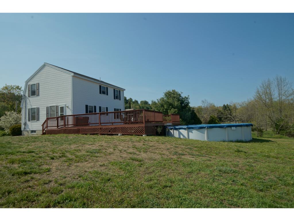 486 Mammoth Road Pelham, NH 03076 - Photo 3 of 27