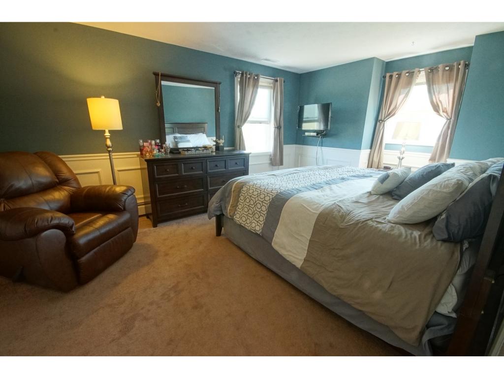 486 Mammoth Road Pelham, NH 03076 - Photo 24 of 27