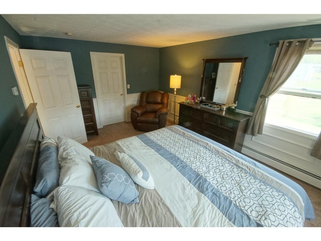 486 Mammoth Road Pelham, NH 03076 - Photo 25 of 27