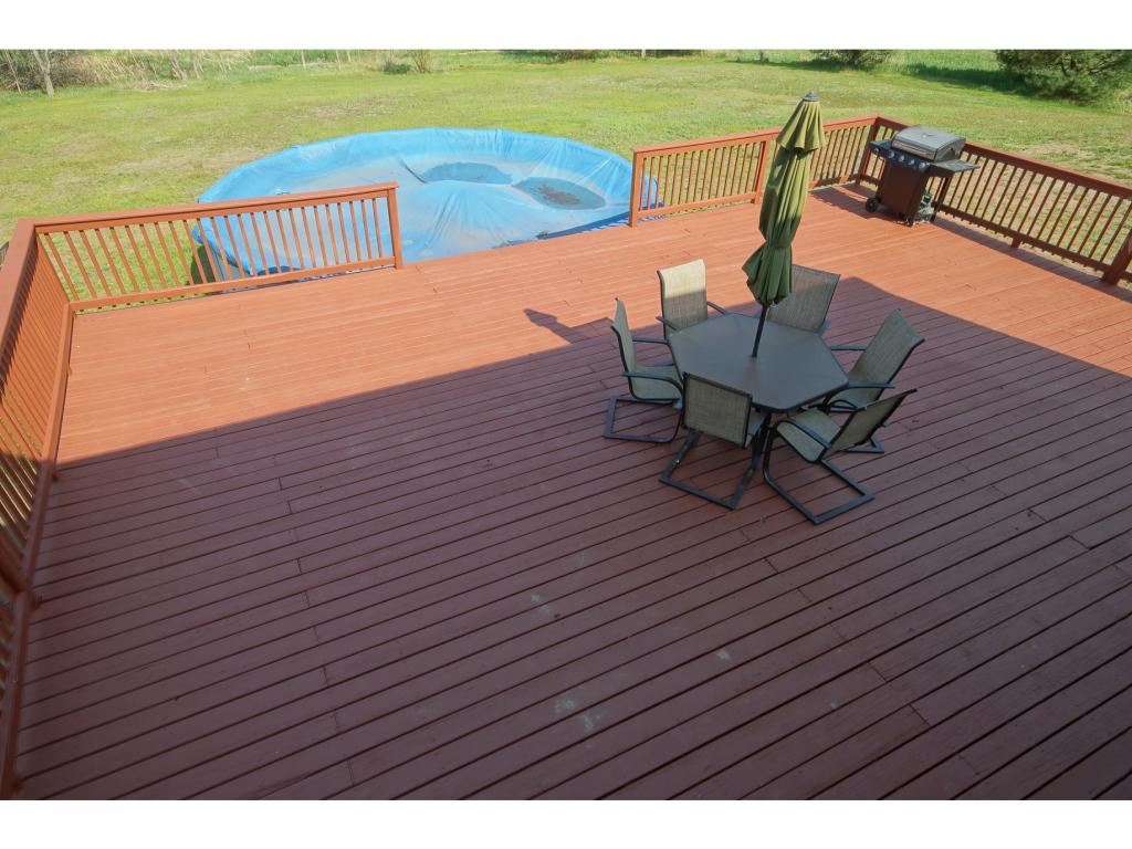 486 Mammoth Road Pelham, NH 03076 - Photo 6 of 27