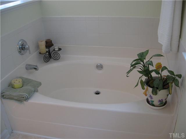 1515 Patterson Grove Road Apex, NC 27502 - Photo 13 of 25 Nice garden tub with tile surround.