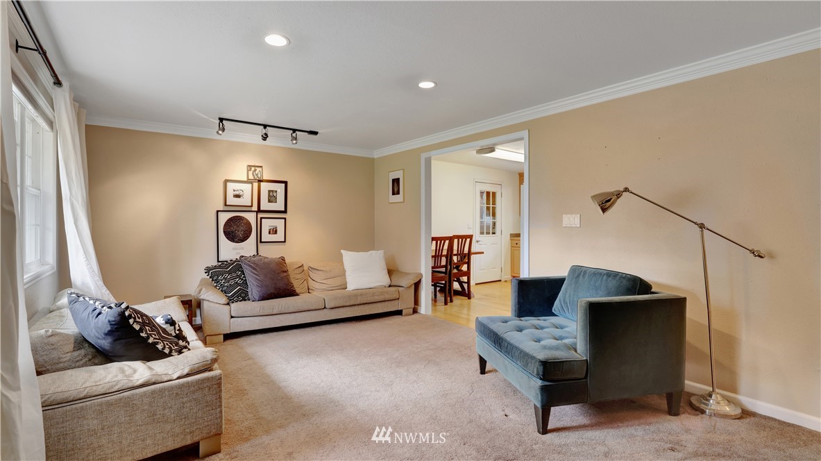18236 Southeast 135th Street Renton, WA 98059 - Photo 4 of 31 a living room with furniture and a window