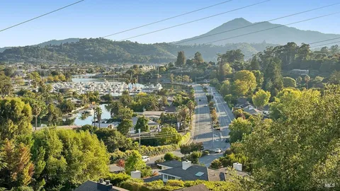 $1,399,000 | 15 Junipero Serra Avenue, San Rafael, CA 94901