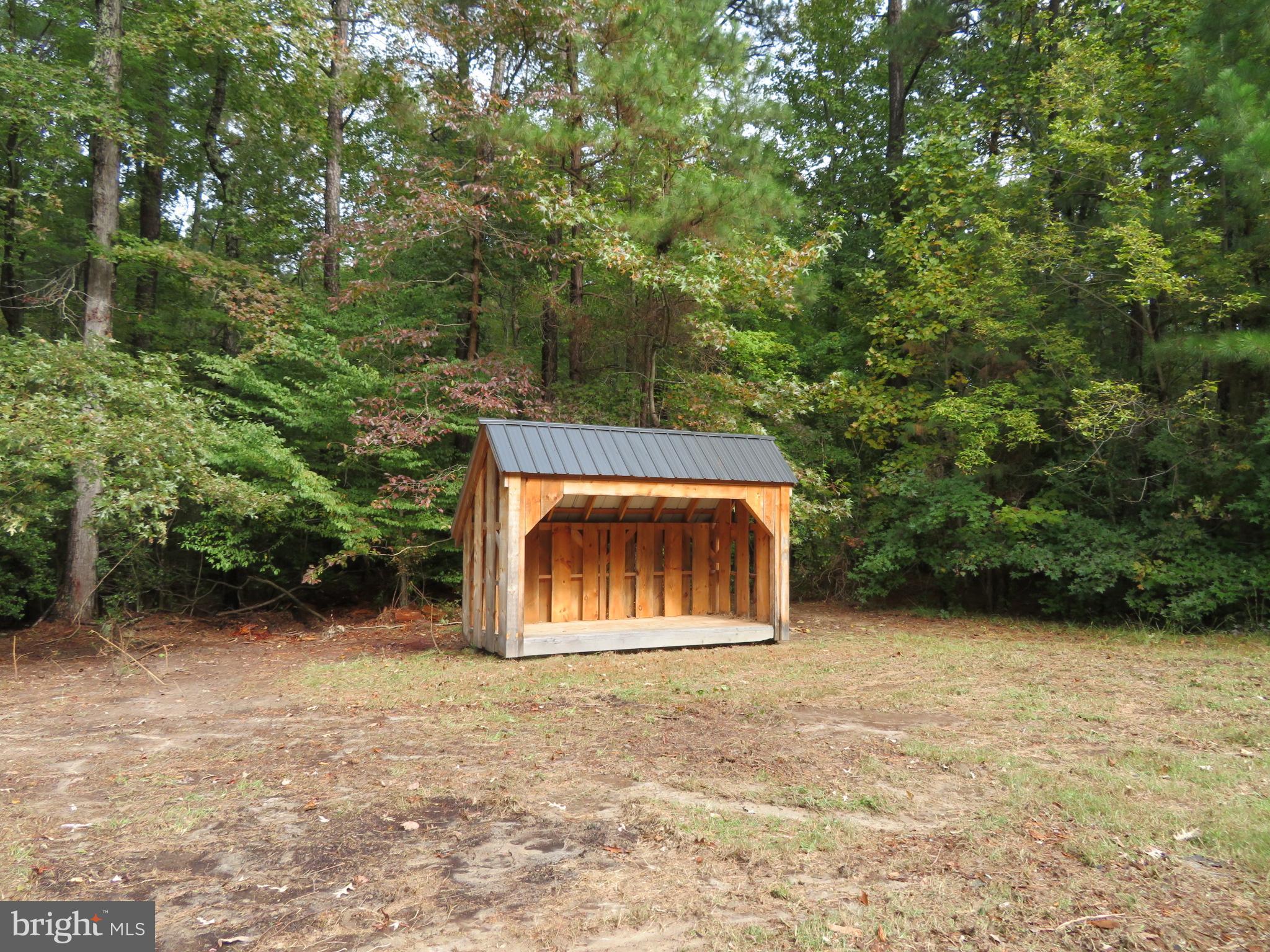 330 Pilot Way Lusby, MD 20657 - Photo 18 of 19 a view of outdoor space and yard