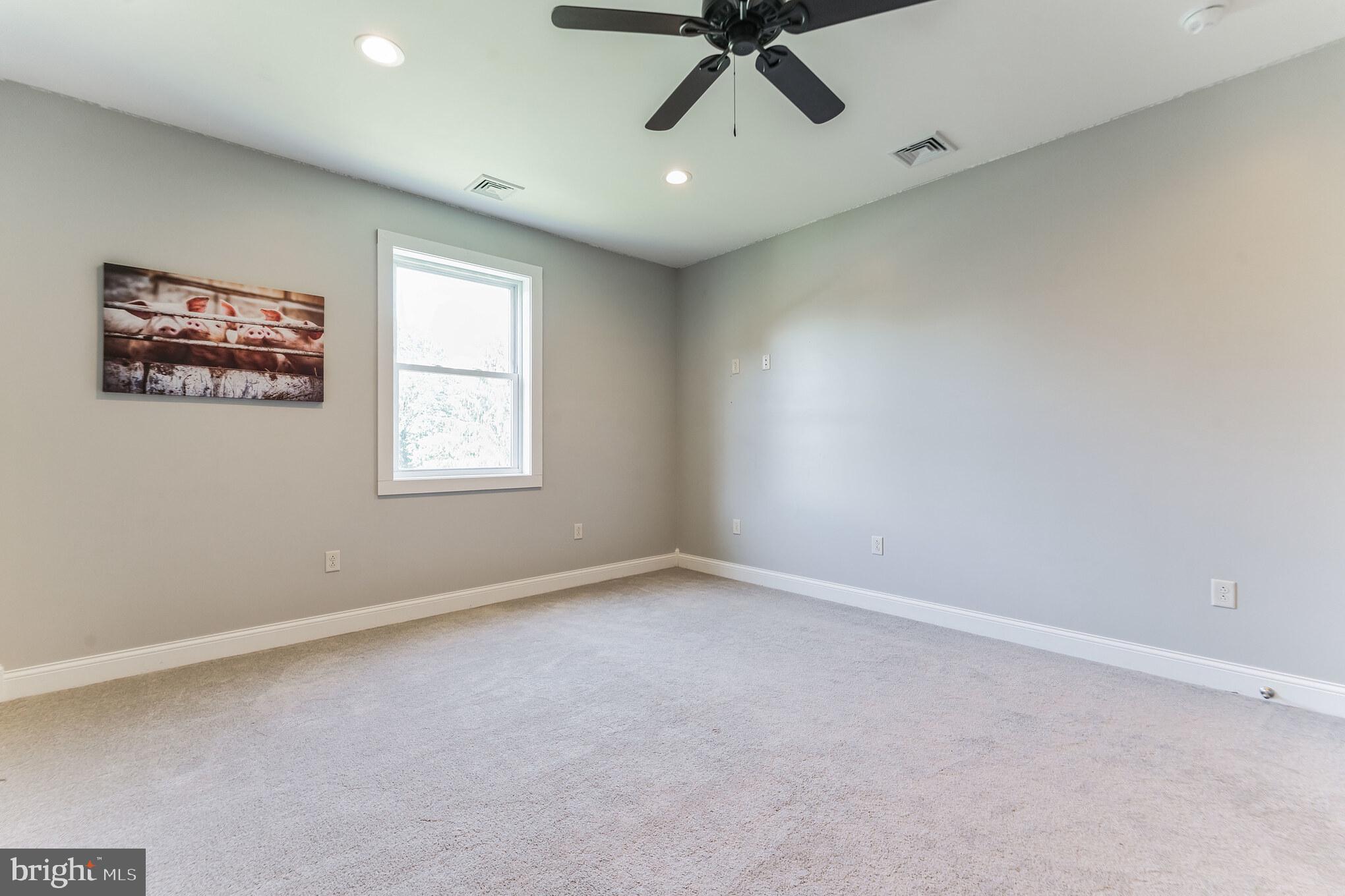 2418 Gramm Road Pennsburg, PA 18073 - Photo 36 of 40 Gallery Image 36