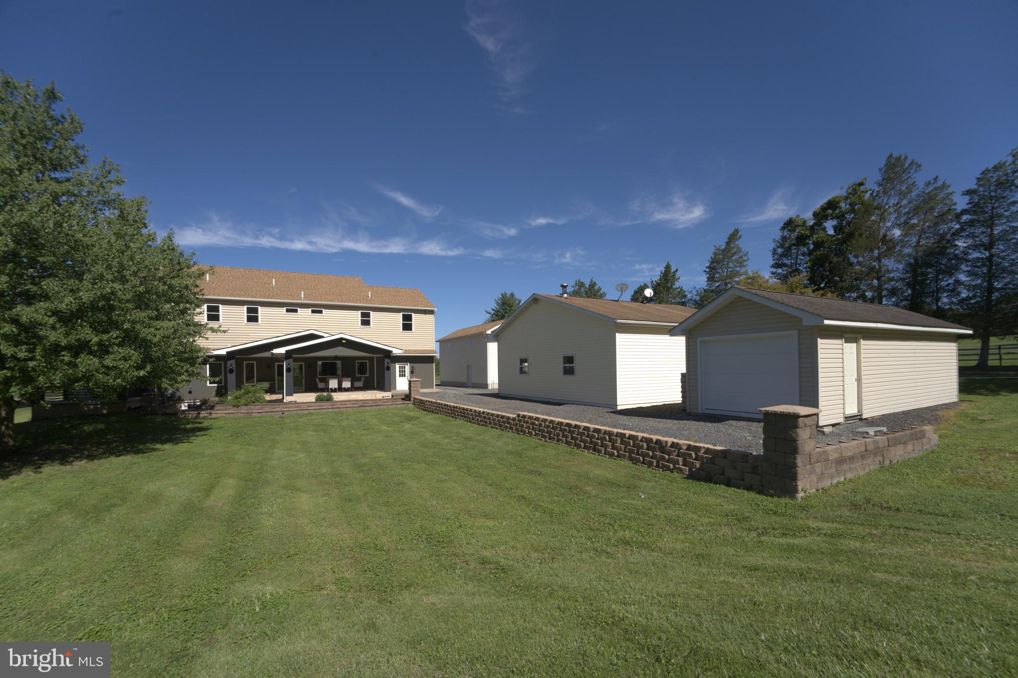 2418 Gramm Road Pennsburg, PA 18073 - Photo 7 of 40 Gallery Image 7