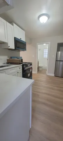 $999,999 | 6046 West Giddings Street, Chicago, IL 60630