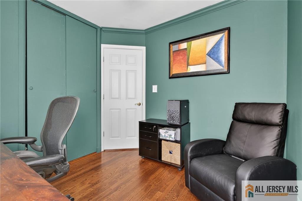 177 Midfield Road Colonia, NJ 07067 - Photo 11 of 23