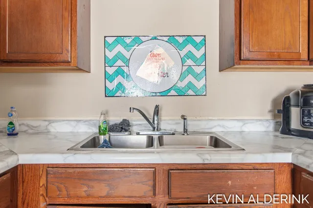 $599,900 | 1144 Country Lane, Holland, MI 49423