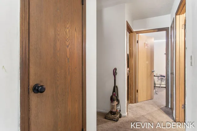 $599,900 | 1144 Country Lane, Holland, MI 49423