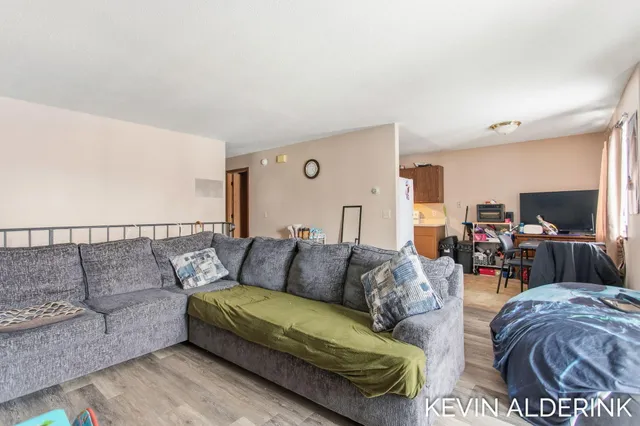 $599,900 | 1144 Country Lane, Holland, MI 49423