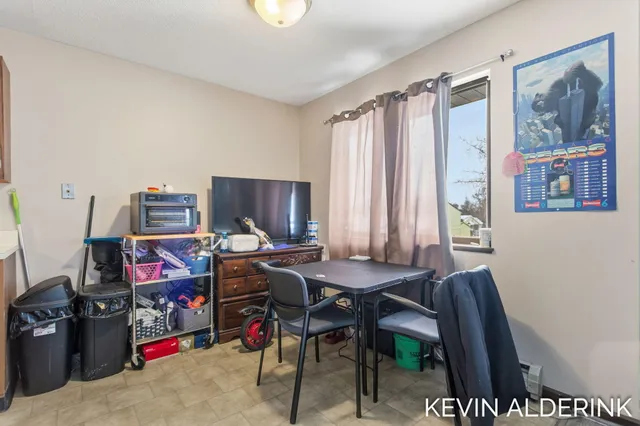 $599,900 | 1144 Country Lane, Holland, MI 49423