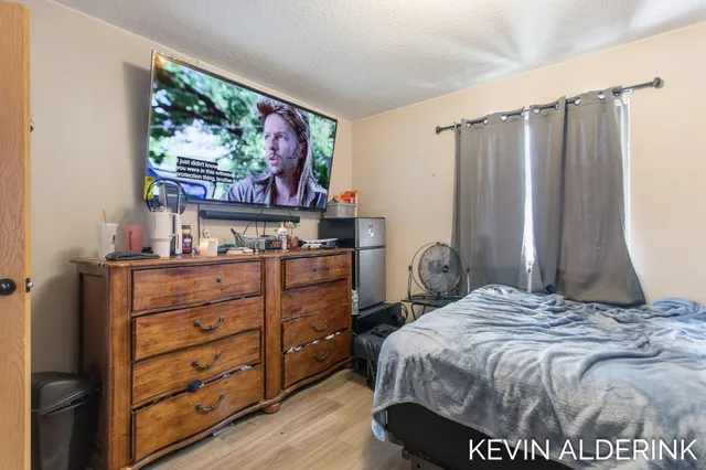 $599,900 | 1144 Country Lane, Holland, MI 49423