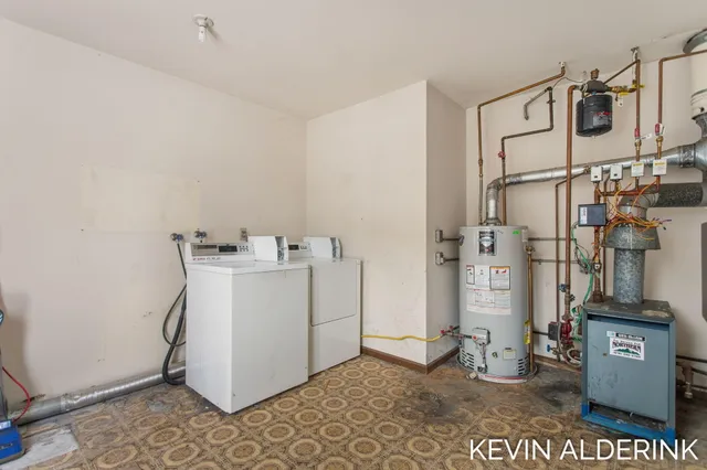 $599,900 | 1144 Country Lane, Holland, MI 49423