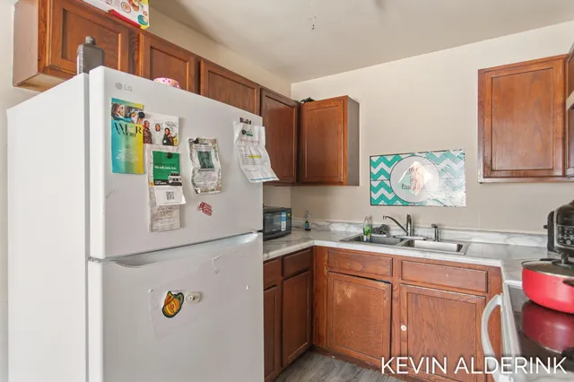 $599,900 | 1144 Country Lane, Holland, MI 49423