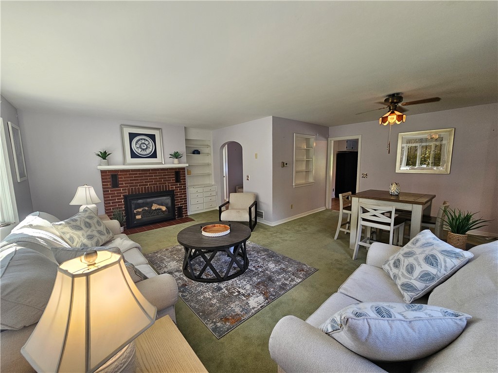 3897 Ridge Road Williamson, NY 14589 - Photo 12 of 39