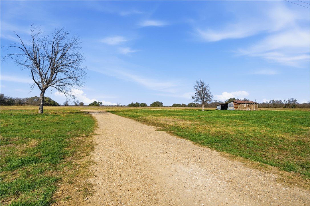 2375 Fm 935 Chilton, TX 76632 - Photo 2 of 39