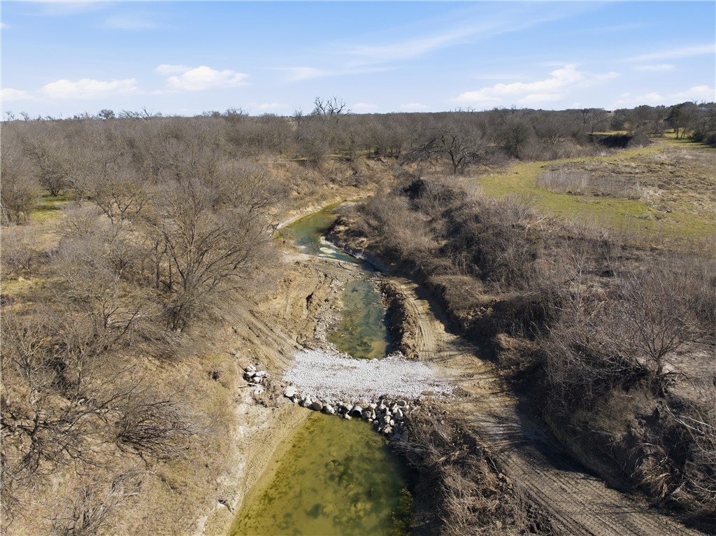 2375 Fm 935 Chilton, TX 76632 - Photo 21 of 39