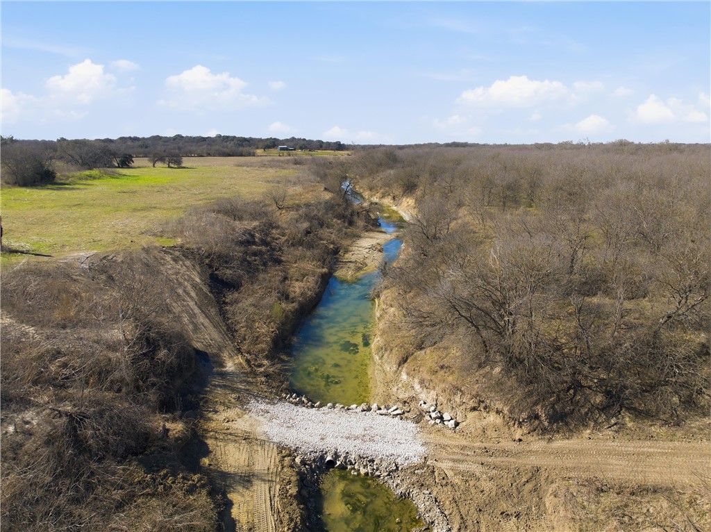 2375 Fm 935 Chilton, TX 76632 - Photo 36 of 39