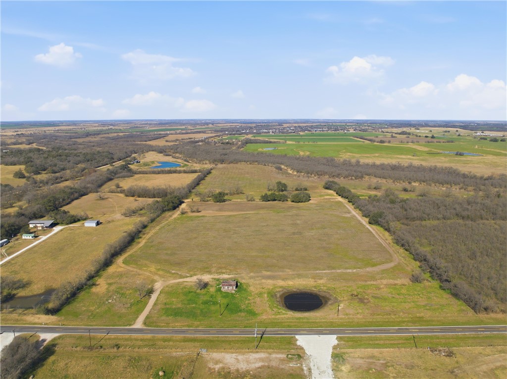 2375 Fm 935 Chilton, TX 76632 - Photo 5 of 39