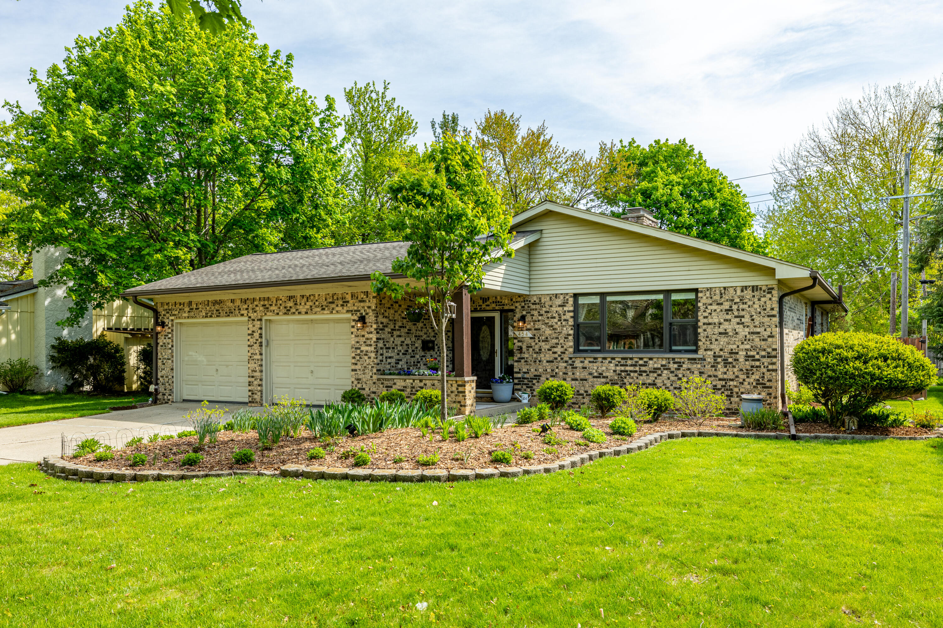 454 Mills Road Saline, MI 48176 - Photo 41 of 59 454 Mills Rd (3 of 60)