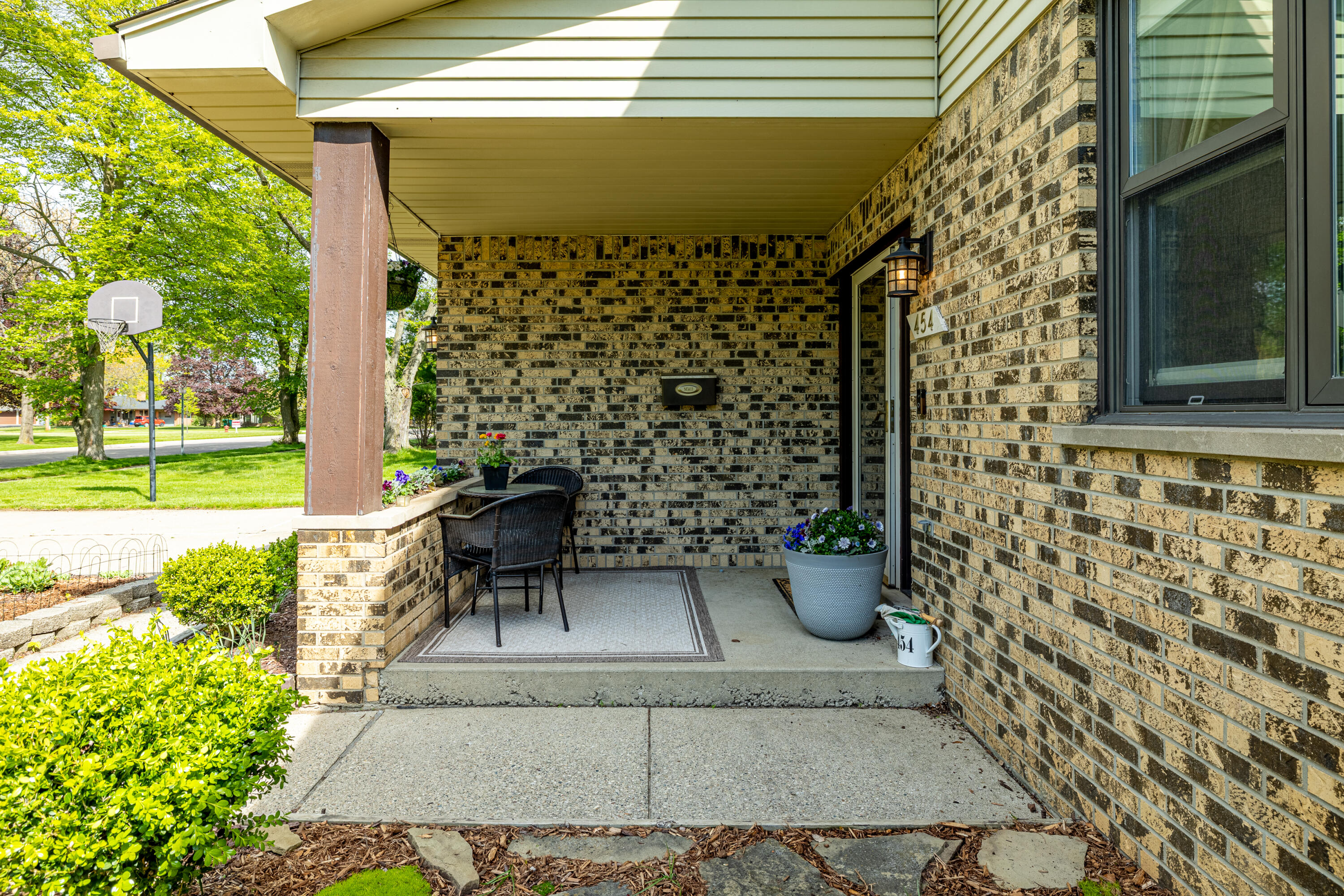 454 Mills Road Saline, MI 48176 - Photo 45 of 59 454 Mills Rd (7 of 60)
