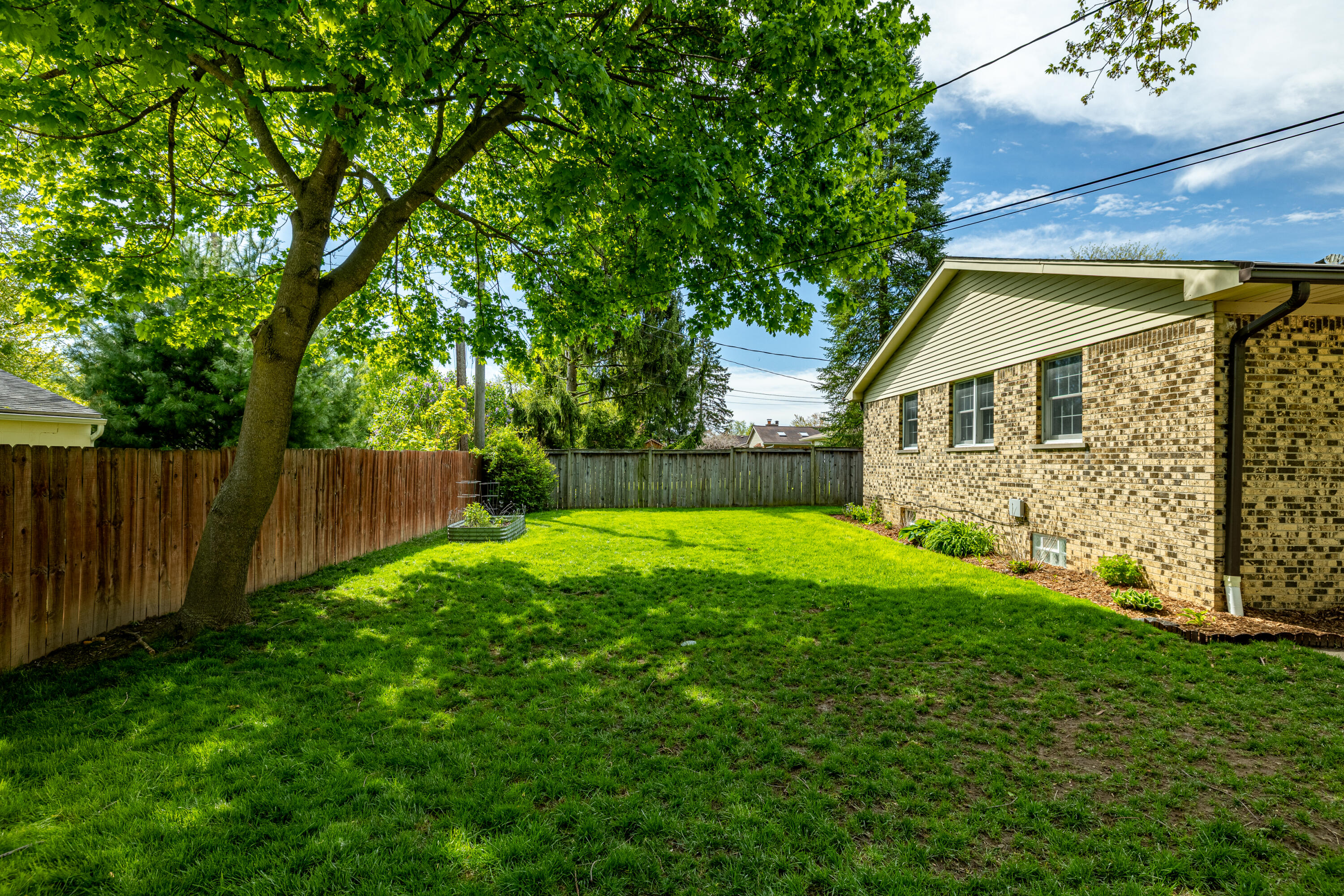 454 Mills Road Saline, MI 48176 - Photo 53 of 59 454 Mills Rd (16 of 60)