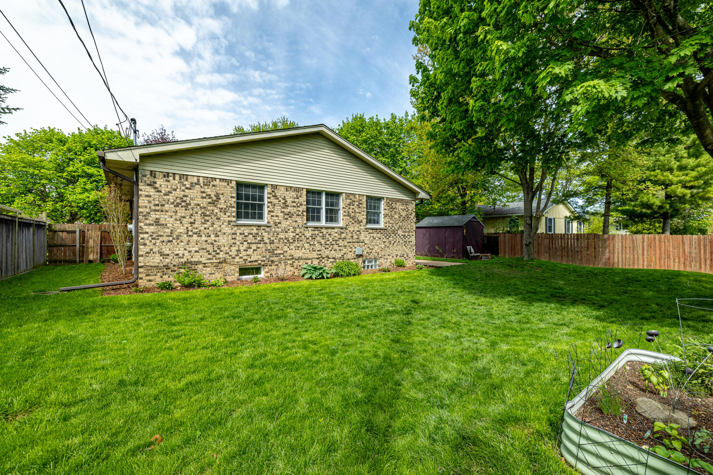 454 Mills Road Saline, MI 48176 - Photo 54 of 59 454 Mills Rd (17 of 60)