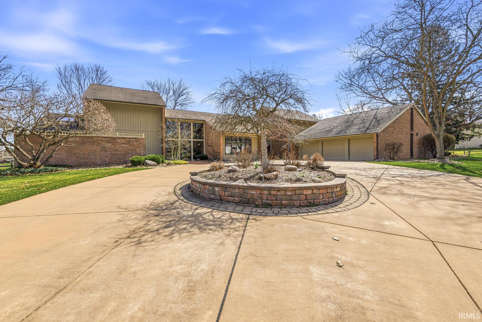 16976 Shandwick Lane Granger, IN 46530 - Photo 1 of 36