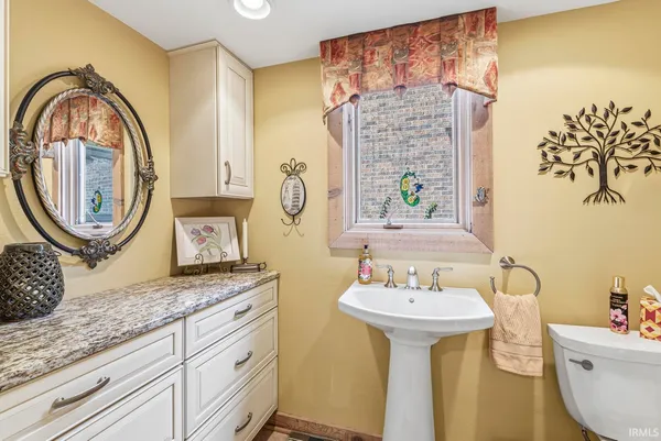 $750,000 | 16976 Shandwick Lane, Granger, IN 46530