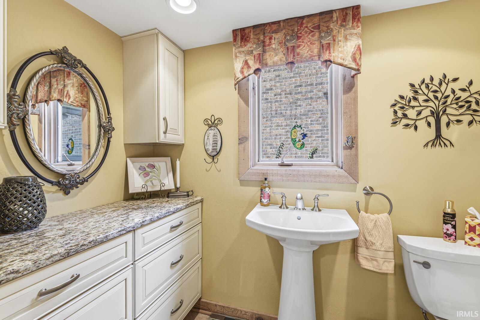 16976 Shandwick Lane Granger, IN 46530 - Photo 21 of 36