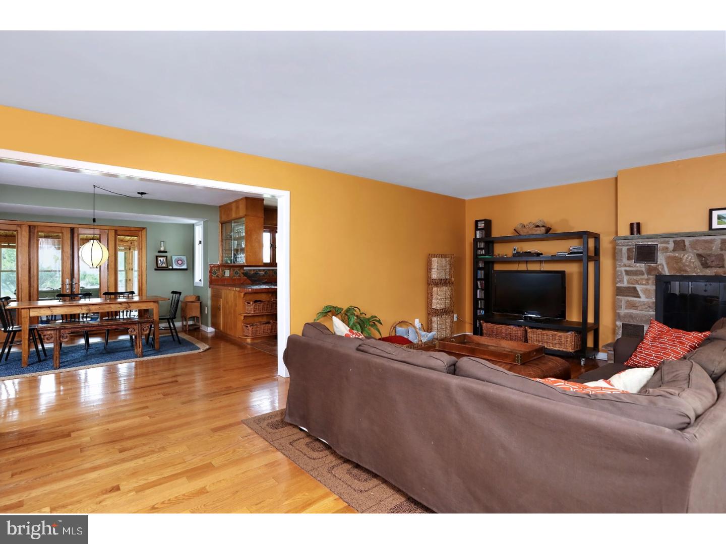 2126 Aquetong Road New Hope, PA 18938 - Photo 3 of 25 Living Room