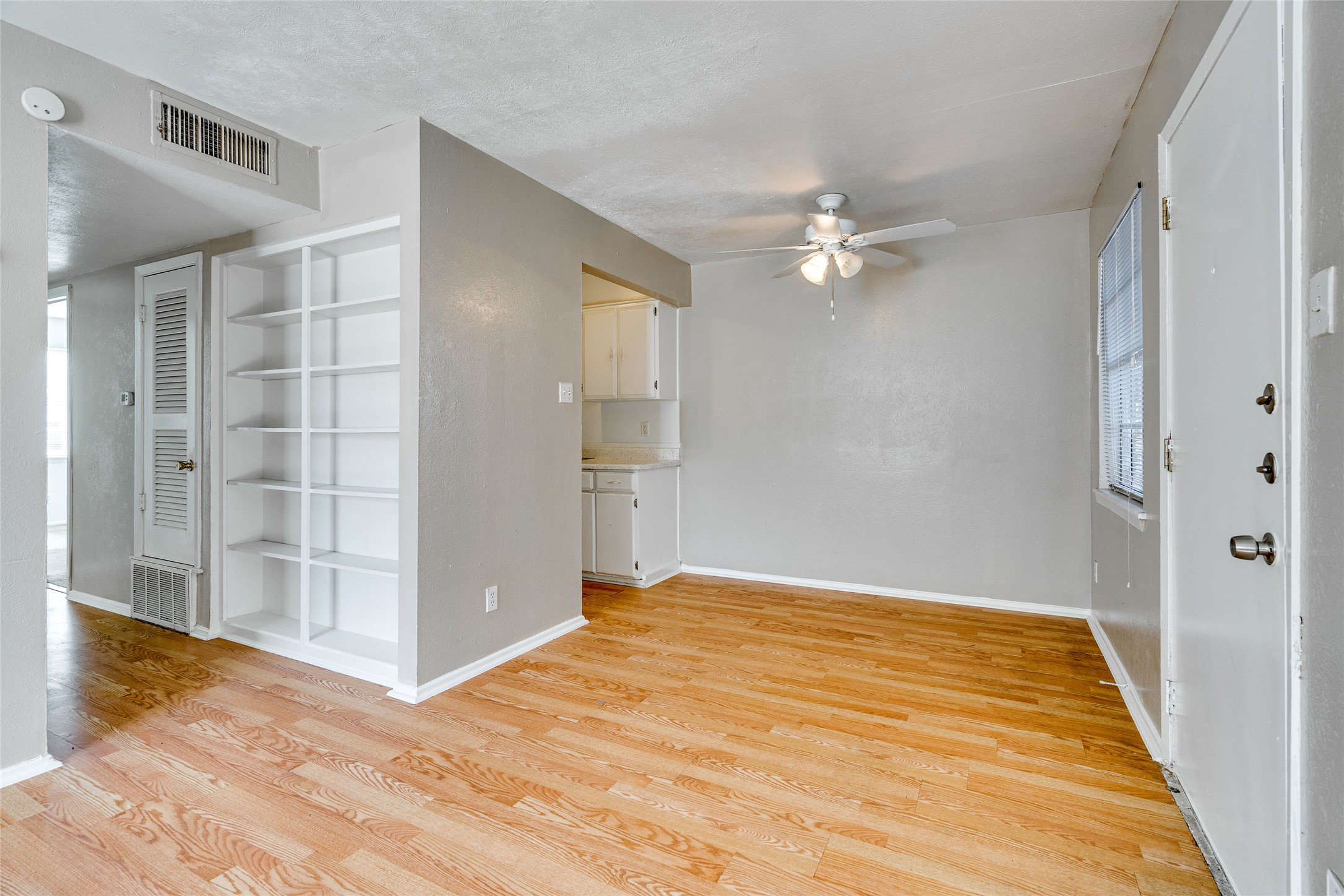 307 East 31st Street, Unit 107 Austin, TX 78705 - Photo 2 of 16 a view of an empty room