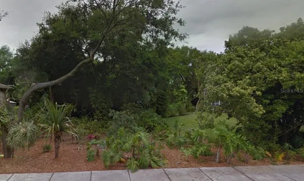$209,999 | 10486 Myrtle Oak Lane, Seminole, FL 33777